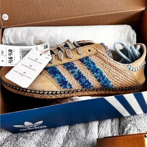 Adidas Men's Tan and Blue Shoes